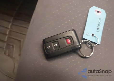 2009 Toyota Prius from USA, damaged, VIN JTDKB20UX93500096